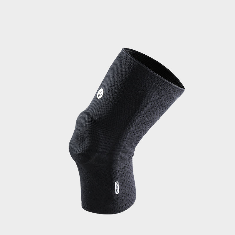 DODOWA black Panda knee brace side image, breathable, stable support for sports